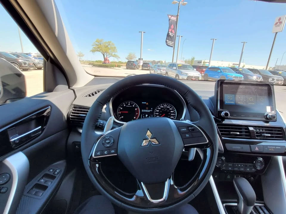 2026 Mitsubishi Eclipse Cross - Image 10 of 13