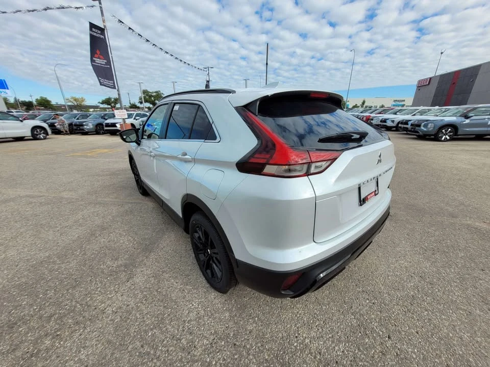 2026 Mitsubishi Eclipse Cross - Image 7 of 16
