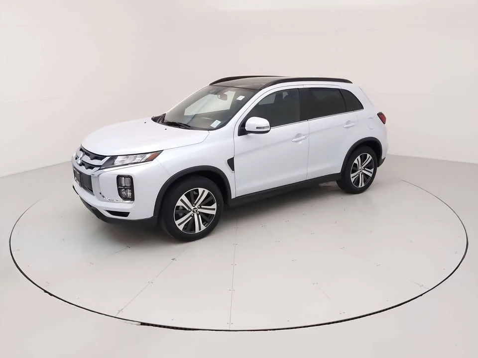 2026 Mitsubishi Eclipse Cross - Image 2 of 20