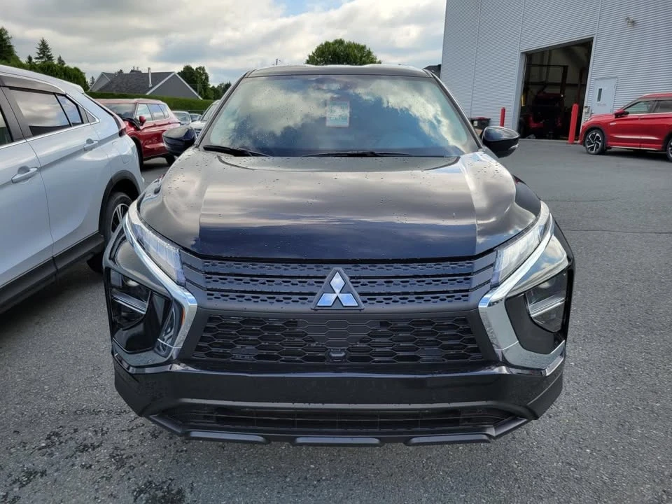2026 Mitsubishi Eclipse Cross - Image 2 of 4