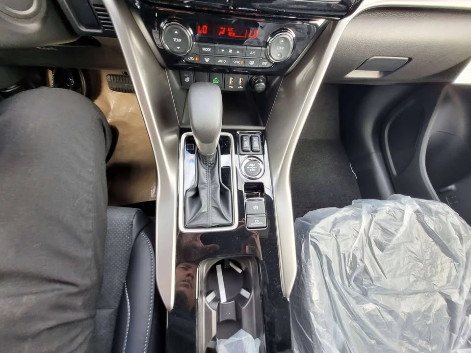 2026 Mitsubishi Eclipse Cross - Image 14 of 16