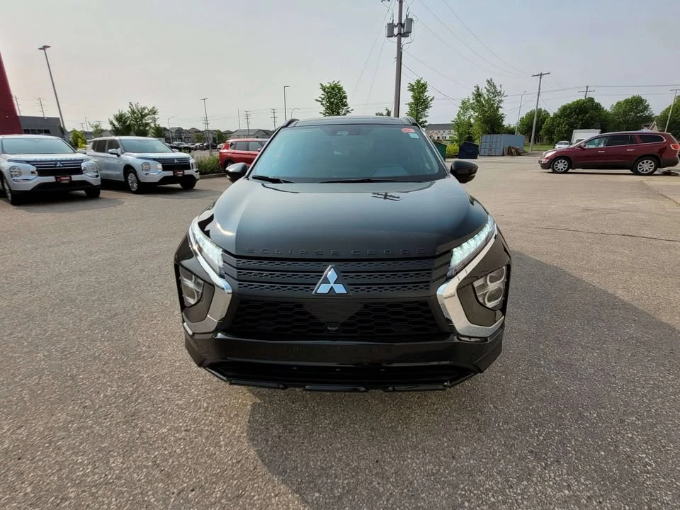 2026 Mitsubishi Eclipse Cross - Image 2 of 13