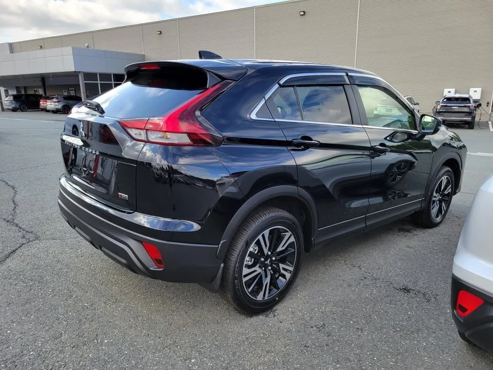 2026 Mitsubishi Eclipse Cross - Image 4 of 4