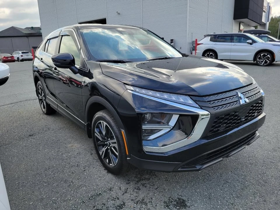 2026 Mitsubishi Eclipse Cross - Image 3 of 4