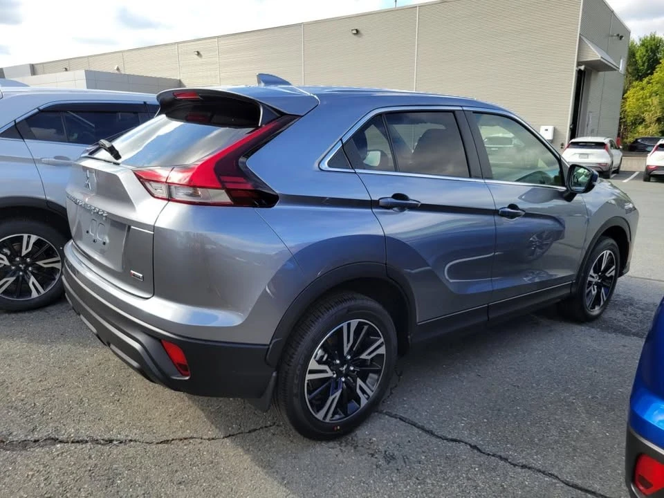 2026 Mitsubishi Eclipse Cross - Image 4 of 4