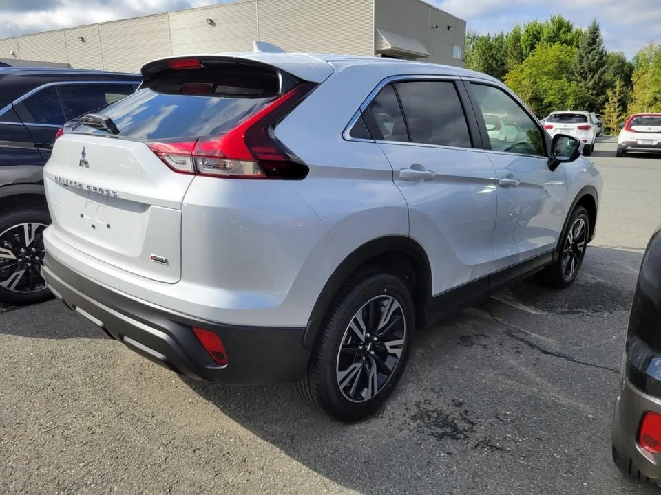 2026 Mitsubishi Eclipse Cross - Image 4 of 4