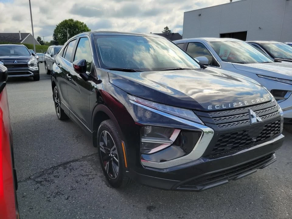 2026 Mitsubishi Eclipse Cross - Image 4 of 4