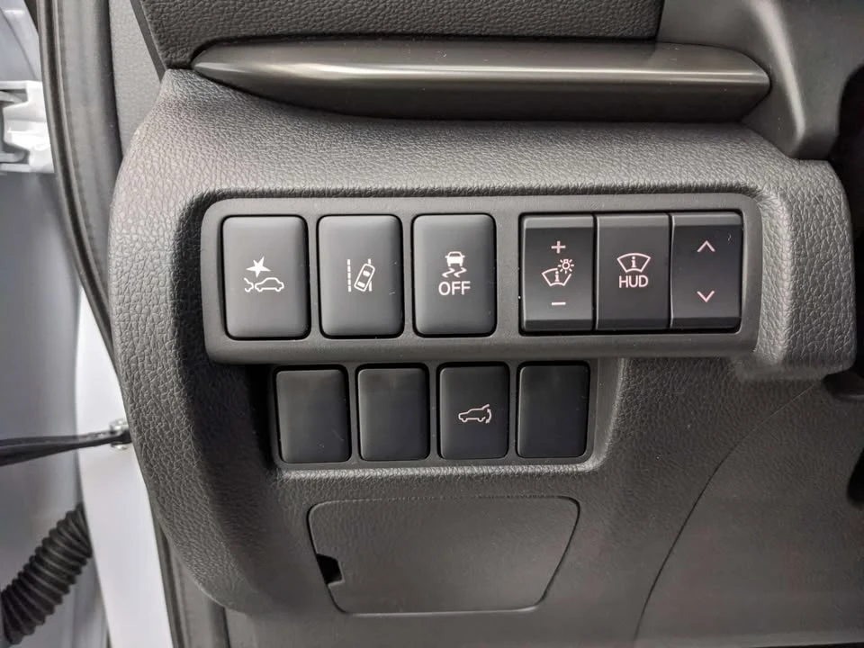 2026 Mitsubishi Eclipse Cross - Image 19 of 20