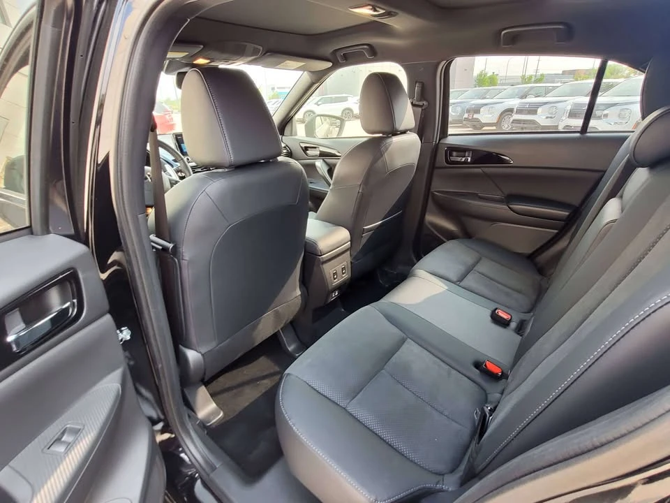 2026 Mitsubishi Eclipse Cross - Image 8 of 13