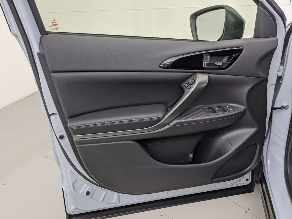 2026 Mitsubishi Eclipse Cross - Image 14 of 20