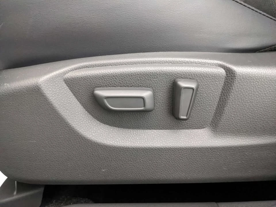 2026 Mitsubishi Eclipse Cross - Image 15 of 20