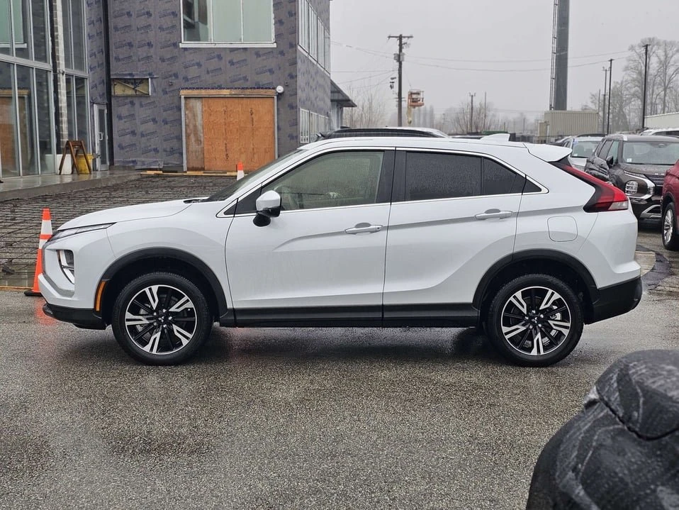 2026 Mitsubishi Eclipse Cross - Image 8 of 20