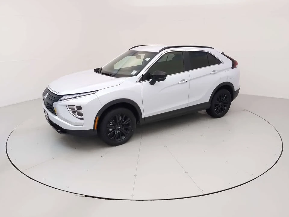 2026 Mitsubishi Eclipse Cross - Image 2 of 20