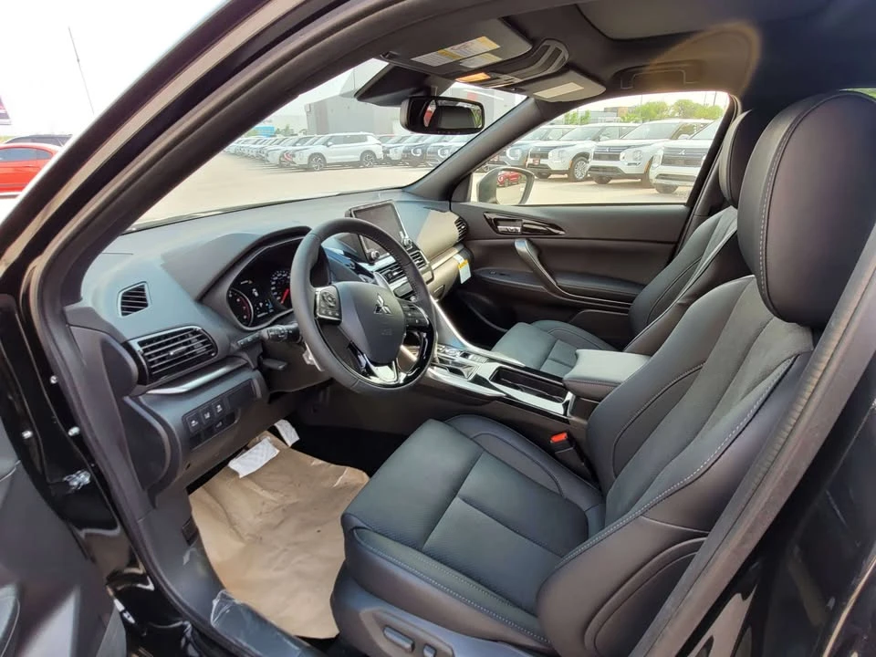 2026 Mitsubishi Eclipse Cross - Image 9 of 13