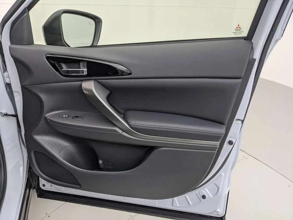 2026 Mitsubishi Eclipse Cross - Image 8 of 20