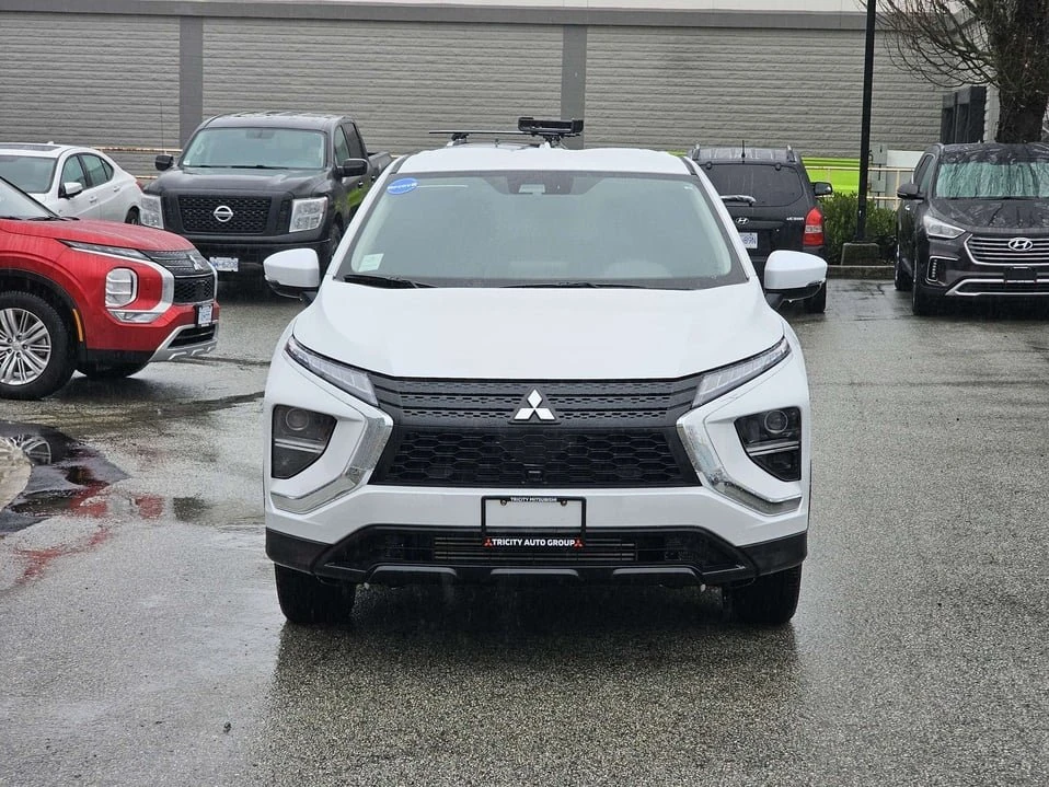 2026 Mitsubishi Eclipse Cross - Image 2 of 20