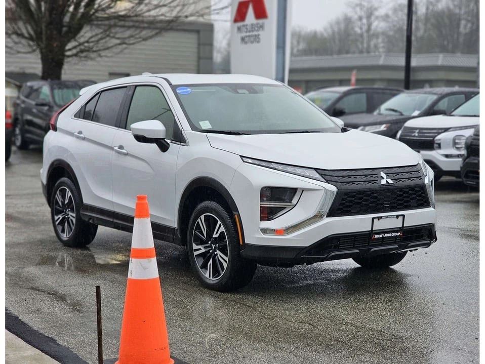 2026 Mitsubishi Eclipse Cross - Image 3 of 20