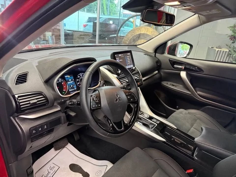 2026 Mitsubishi Eclipse Cross - Image 11 of 20