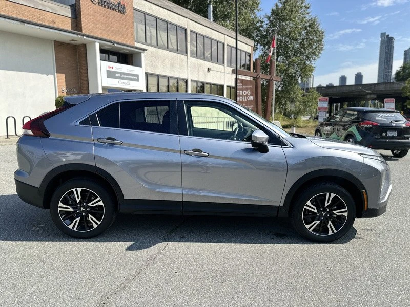 2026 Mitsubishi Eclipse Cross - Image 8 of 10