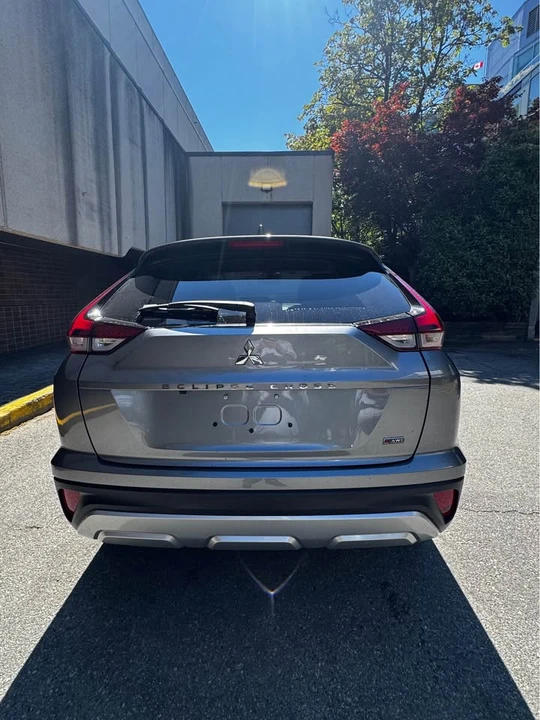2026 Mitsubishi Eclipse Cross - Image 8 of 17