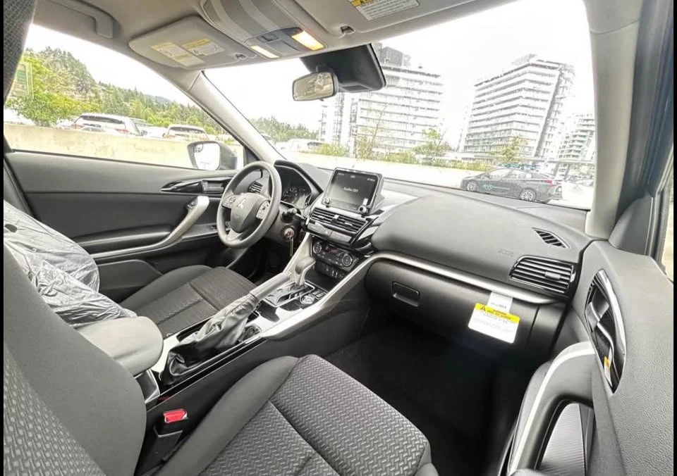 2026 Mitsubishi Eclipse Cross - Image 11 of 17