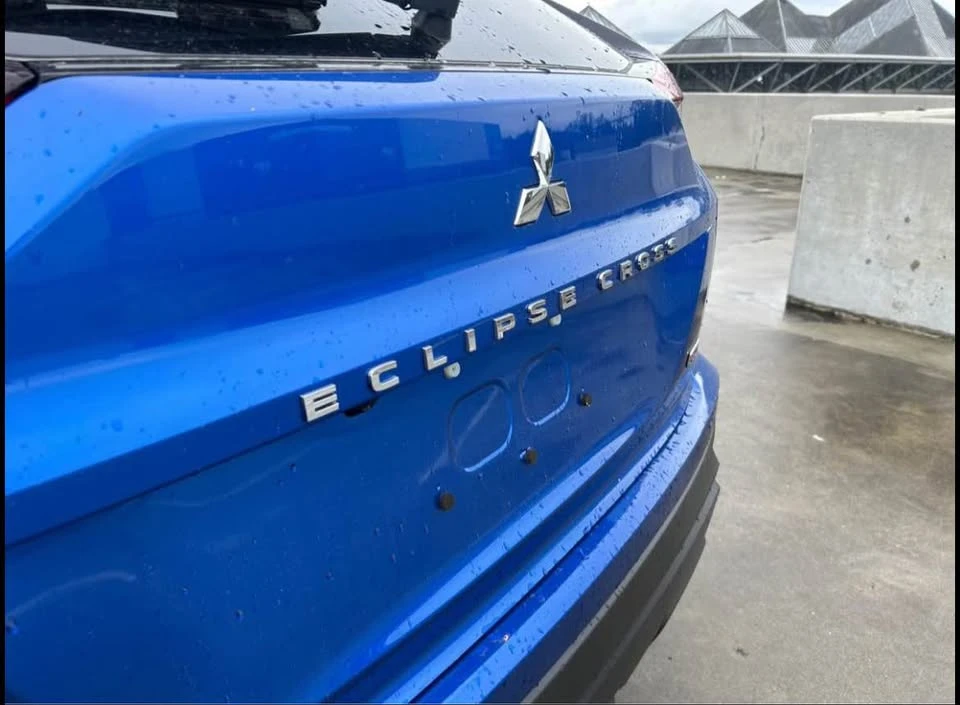 2026 Mitsubishi Eclipse Cross - Image 13 of 17