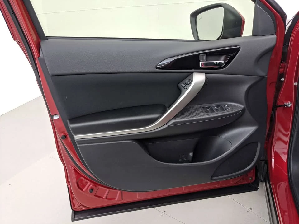 2026 Mitsubishi Eclipse Cross - Image 14 of 20