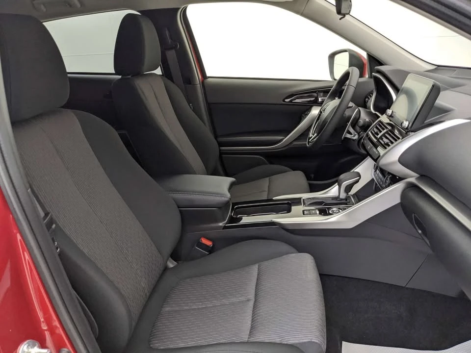 2026 Mitsubishi Eclipse Cross - Image 10 of 20