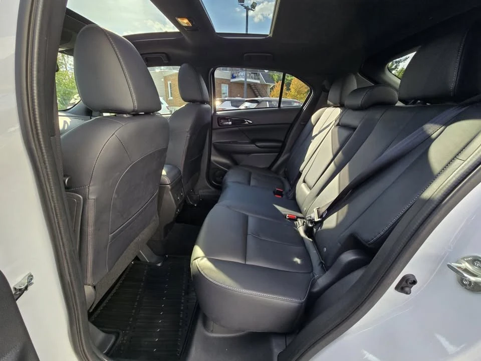 2026 Mitsubishi Eclipse Cross - Image 10 of 20