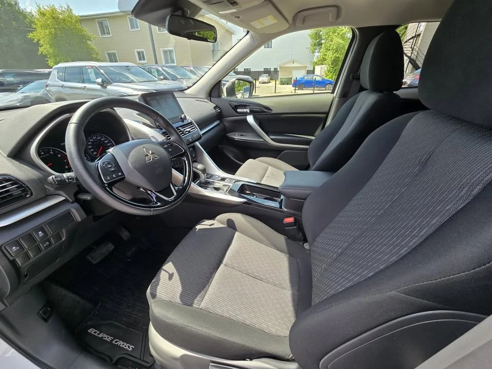 2026 Mitsubishi Eclipse Cross - Image 12 of 20