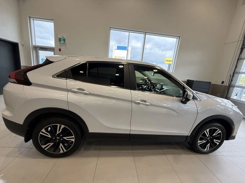 2026 Mitsubishi Eclipse Cross - Image 8 of 11