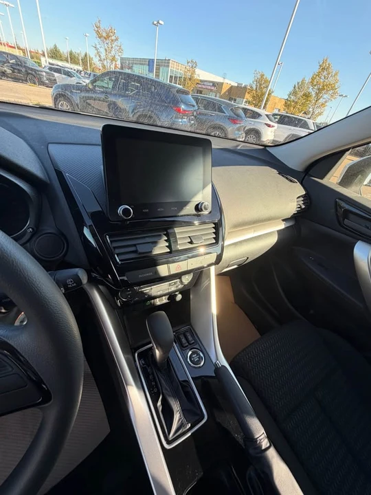 2026 Mitsubishi Eclipse Cross - Image 6 of 11