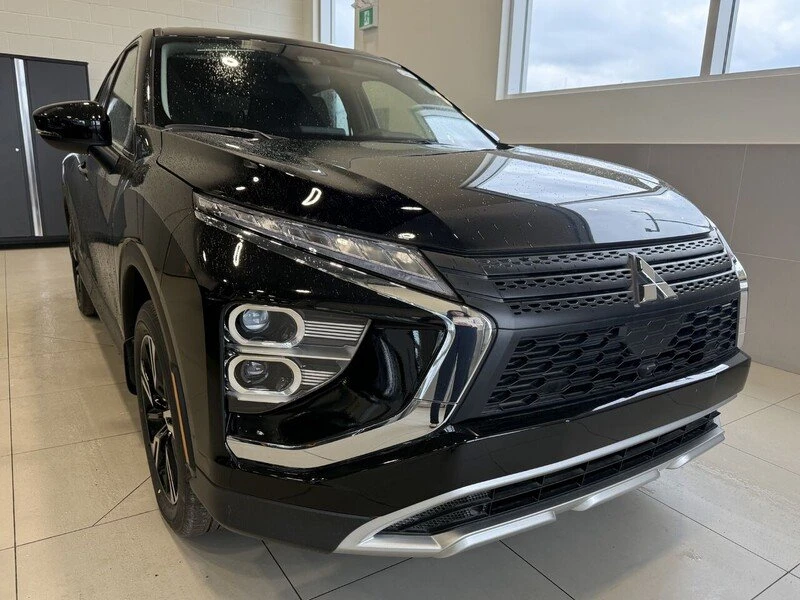 2026 Mitsubishi Eclipse Cross - Image 8 of 10