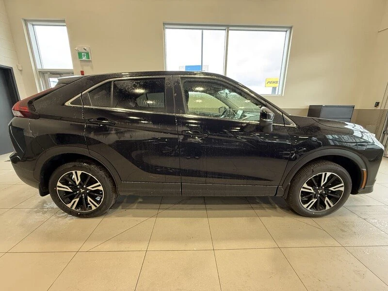 2026 Mitsubishi Eclipse Cross - Image 7 of 10