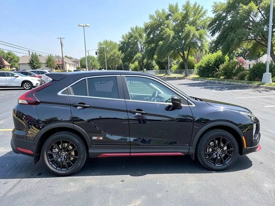 2026 Mitsubishi Eclipse Cross - Image 6 of 17