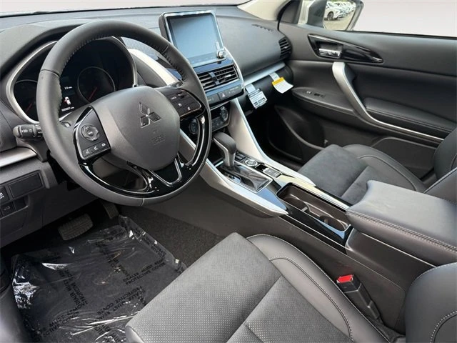 2026 Mitsubishi Eclipse Cross - Image 15 of 20