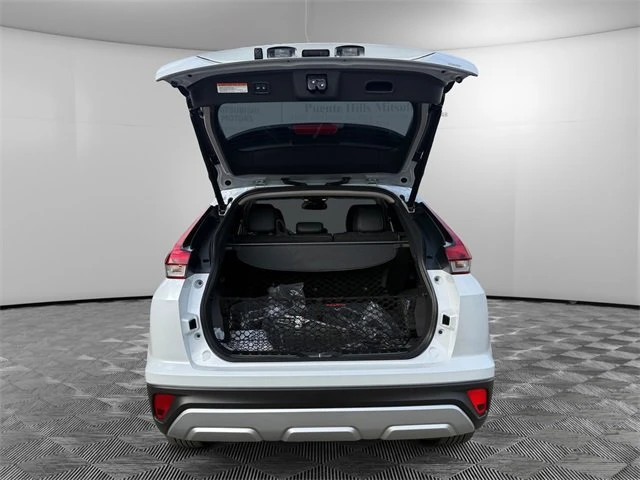 2026 Mitsubishi Eclipse Cross - Image 9 of 18
