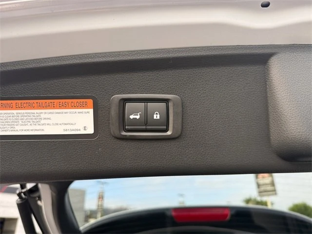 2026 Mitsubishi Eclipse Cross - Image 10 of 18