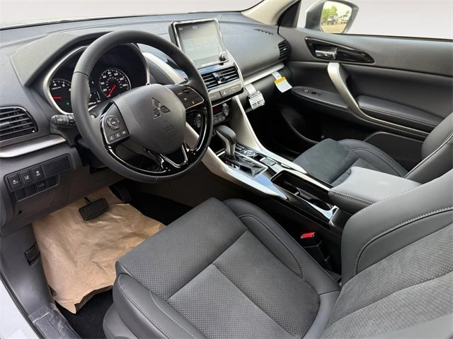 2026 Mitsubishi Eclipse Cross - Image 16 of 20