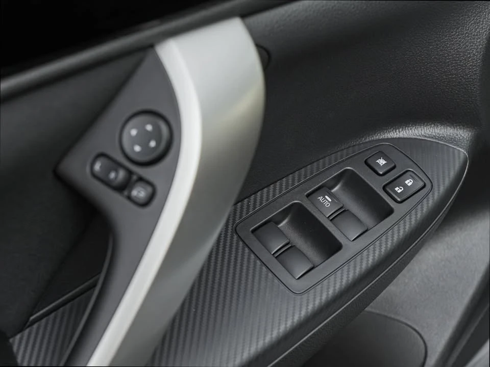 2026 Mitsubishi Eclipse Cross - Image 12 of 18