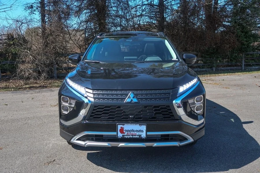 2026 Mitsubishi Eclipse Cross - Image 3 of 6