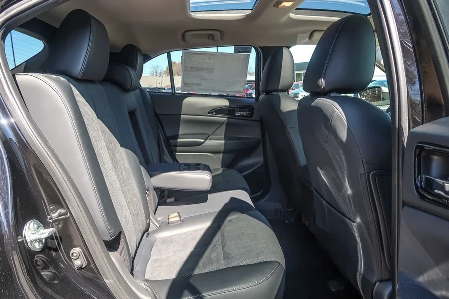 2026 Mitsubishi Eclipse Cross - Image 6 of 6