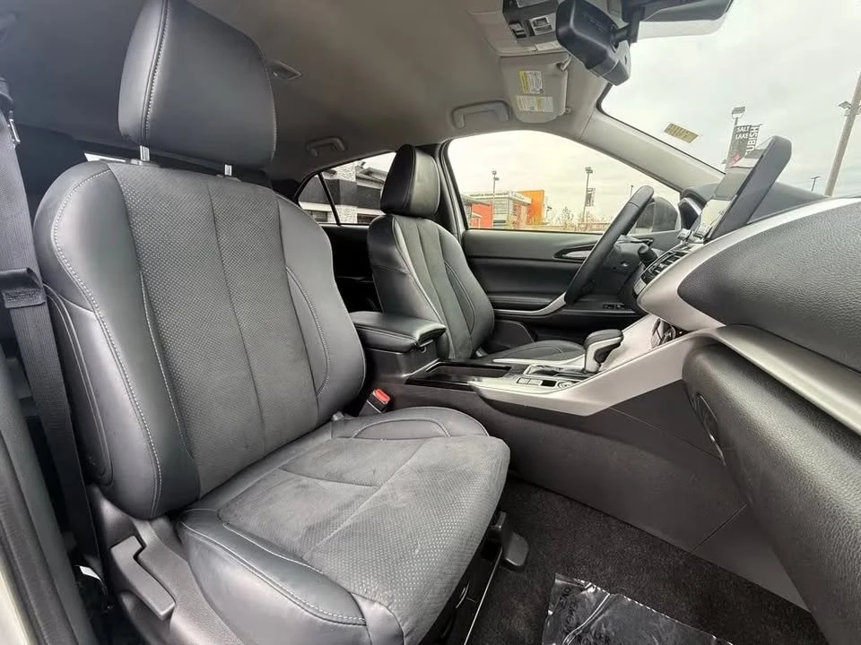 2026 Mitsubishi Eclipse Cross - Image 15 of 16