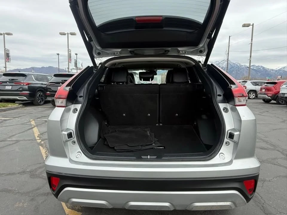 2026 Mitsubishi Eclipse Cross - Image 14 of 16
