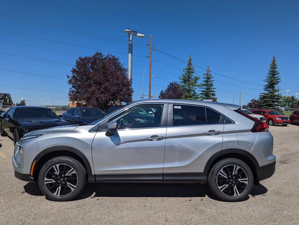 2026 Mitsubishi Eclipse Cross - Image 5 of 18