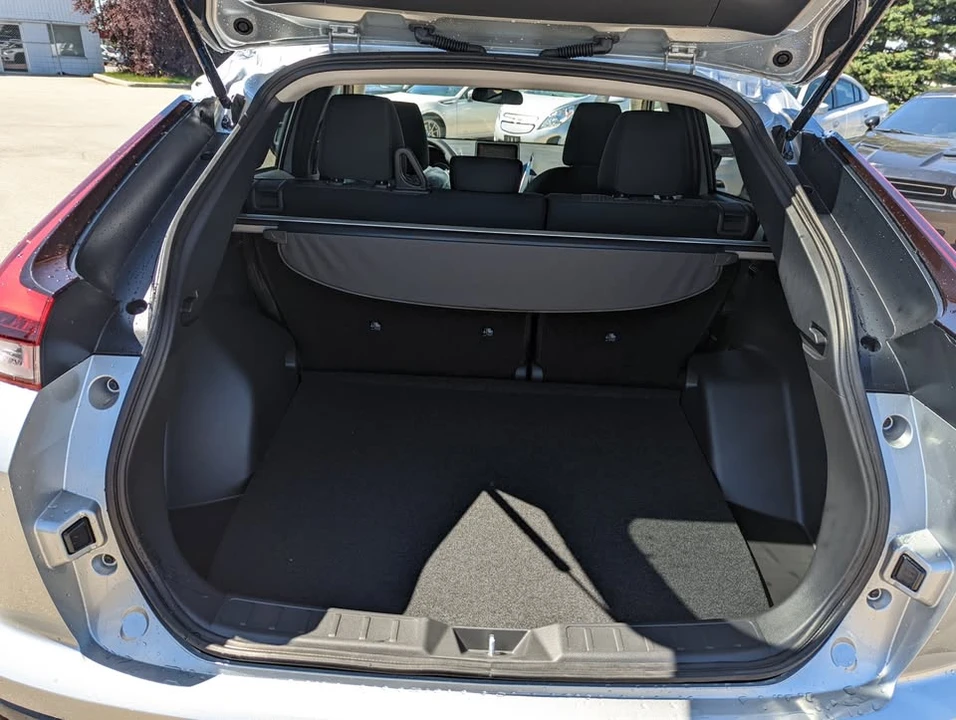 2026 Mitsubishi Eclipse Cross - Image 10 of 18