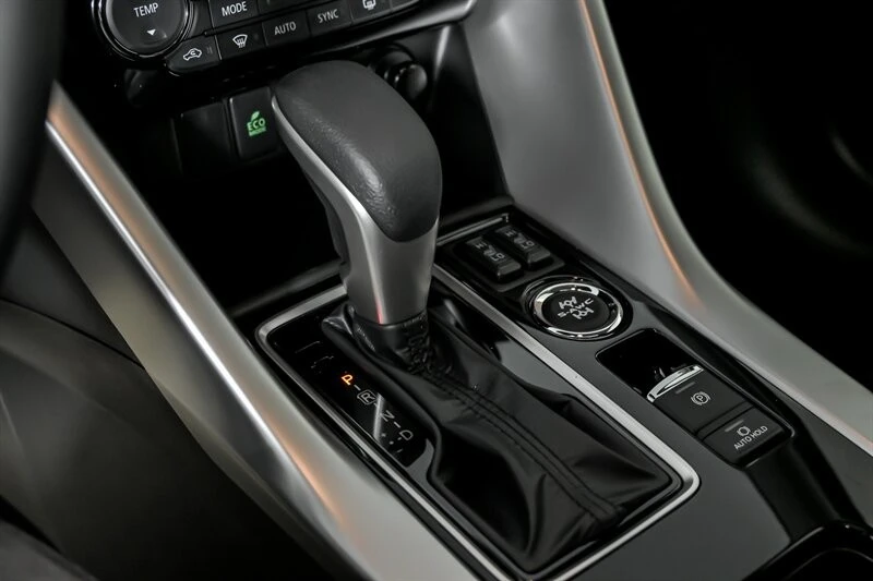 2026 Mitsubishi Eclipse Cross - Image 27 of 28