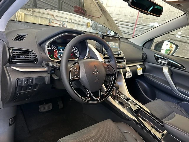 2026 Mitsubishi Eclipse Cross - Image 18 of 20