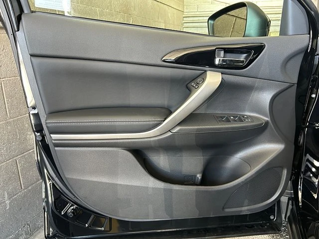 2026 Mitsubishi Eclipse Cross - Image 17 of 20