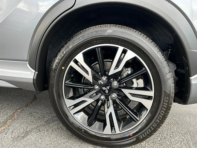 2026 Mitsubishi Eclipse Cross - Image 14 of 20